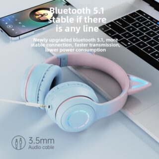 Cat ear Bluetooth headphones