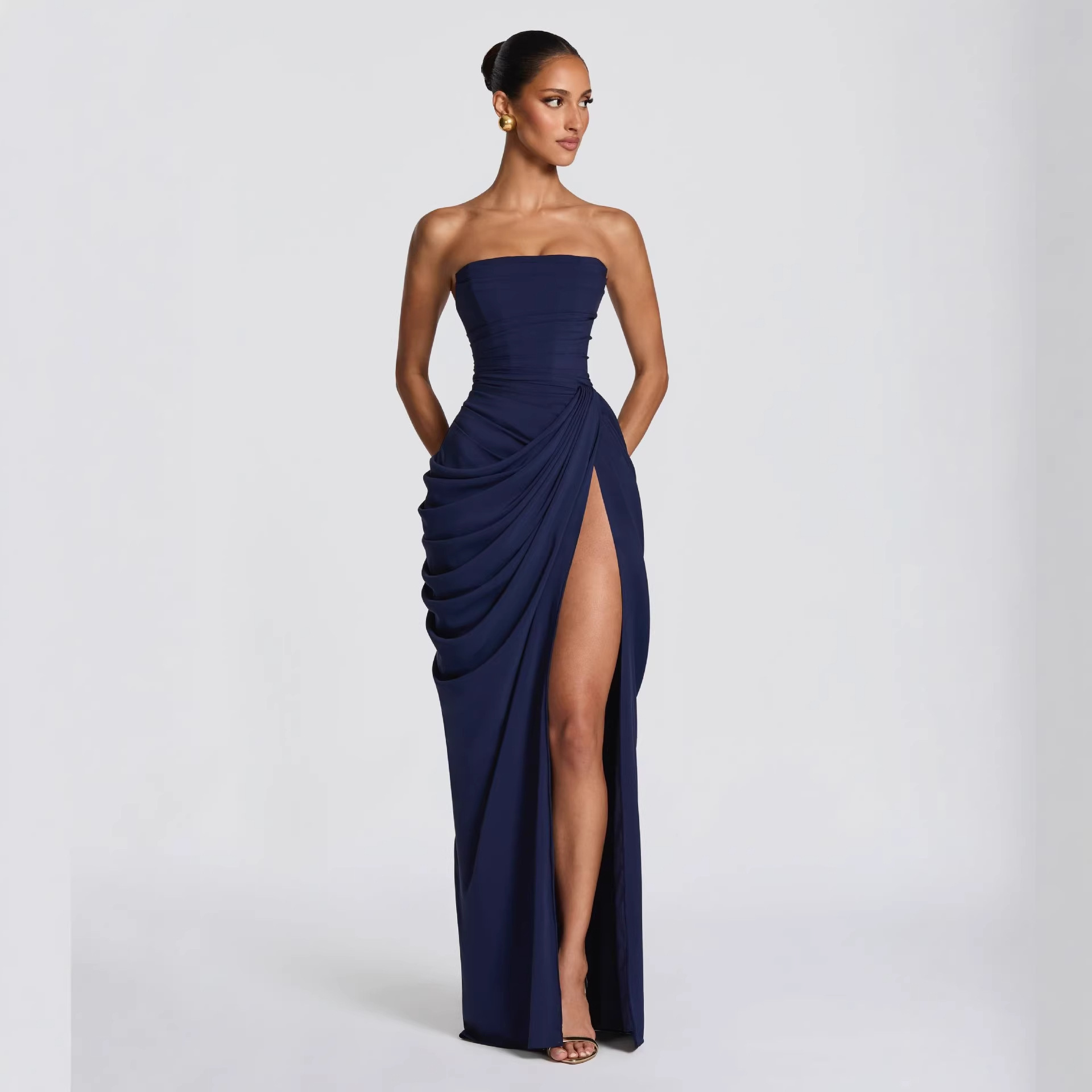 Casual long-sleeved slim-fit suspender maxi dress - Image 4