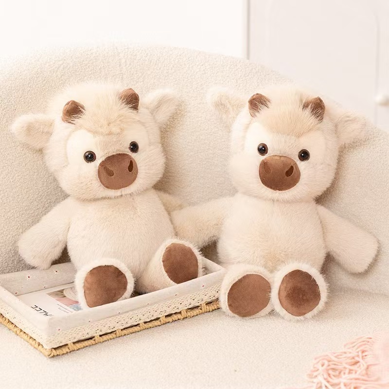 Highland Cow Plush Toy - Image 2