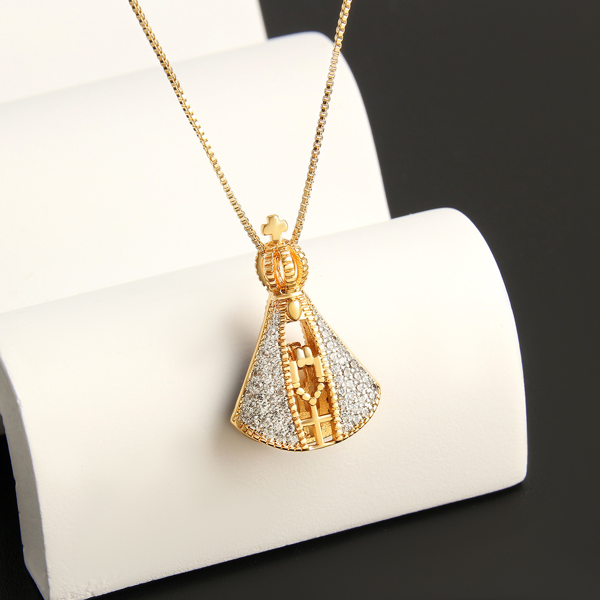 Double-Sided Necklace with Colorful Zircon - Image 4